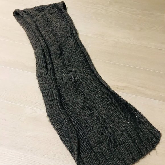 Michael Kors Cable Knit Scarf - Picture 2 of 2